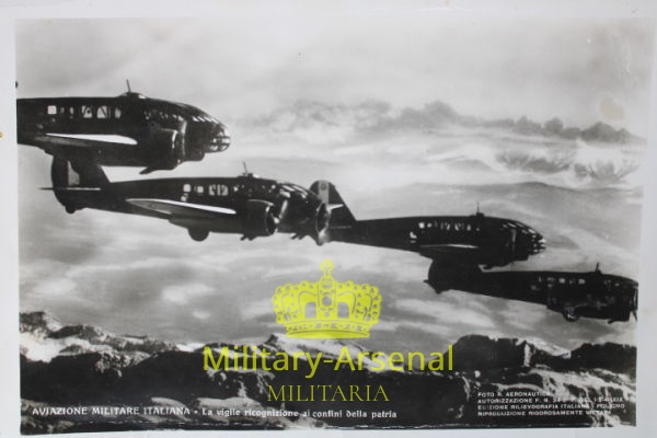 WWII Regia Aeronautica foto di propaganda | Military Arsenal