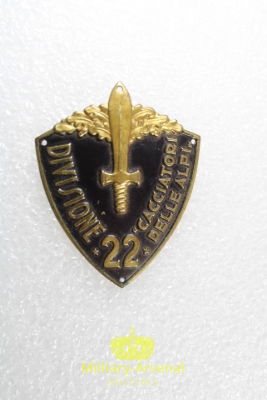 Scudetto da braccio 22^ Divisione "Cacciatori della Alpi" | Military Arsenal
