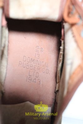 WWII 1943 scarpe da riposo Canadesi plimsolls | Military Arsenal