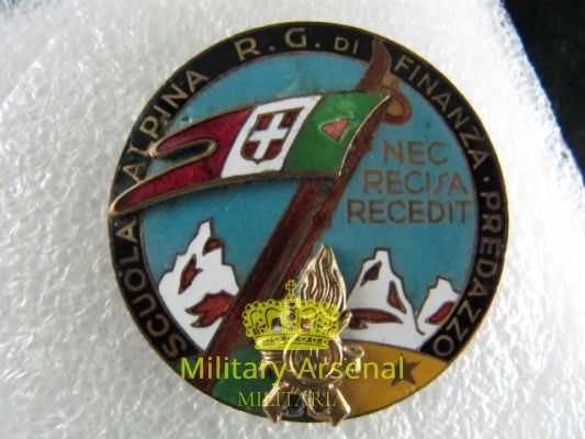 Regia Guardia di Finanza Scuola Alpina Predazzo | Military Arsenal
