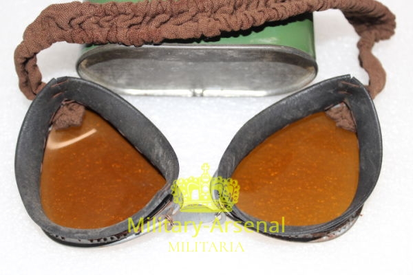 Regio Esercito Occhiali Coloniali. | Military Arsenal
