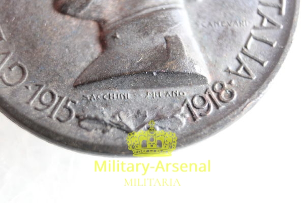 WWI rara variante medaglia "Coniata col Bronzo Nemico" | Military Arsenal