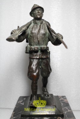 WWI statua in bronzo Alpini donata al podestà di Bologna | Military Arsenal