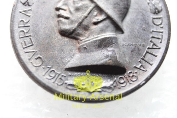 WWI rara variante medaglia "Coniata col Bronzo Nemico" | Military Arsenal