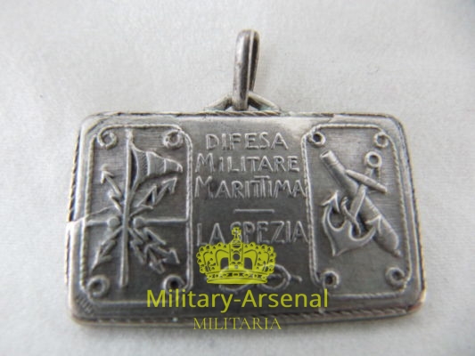 WWII Regia Marina medaglia Difesa Militare Marittima La Spezia | Military Arsenal