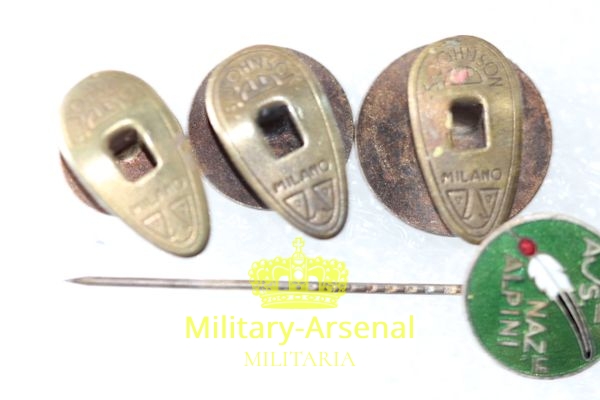WWII Distintivi associazione nazionale Alpini | Military Arsenal