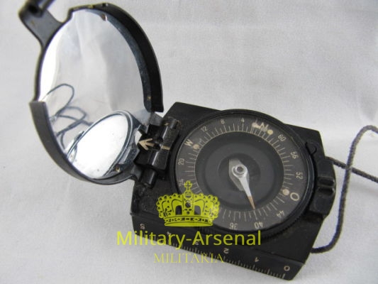Wehrmacht bussola in bachelite Heer | Military Arsenal