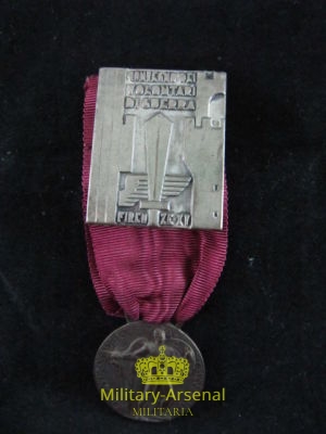 Medaglia Vontari di Guerra con distintivo convegno Firenze 1937 | Military Arsenal