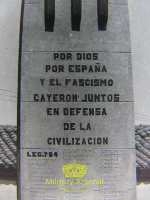 Guerra di Spagna 724 Legione monumento ai caduti | Military Arsenal