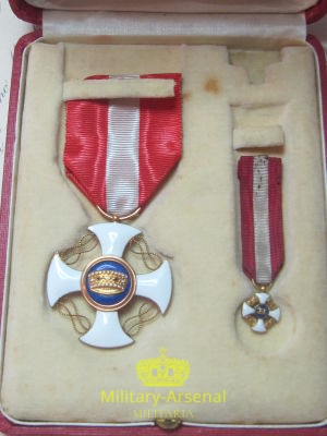 Ordine della Corona d'Italia 3 | Military Arsenal