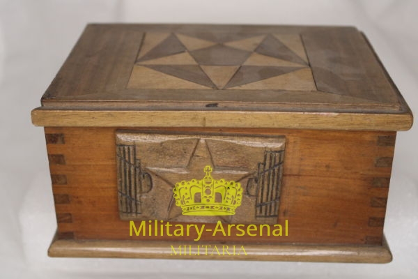 WW II Scatola intarsiata prigioniero di guerra. | Military Arsenal