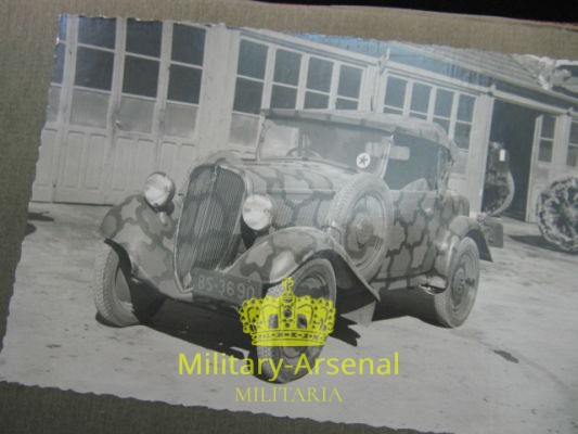 Guerra di Spagna album Fotografico Parco Automobilistico | Military Arsenal