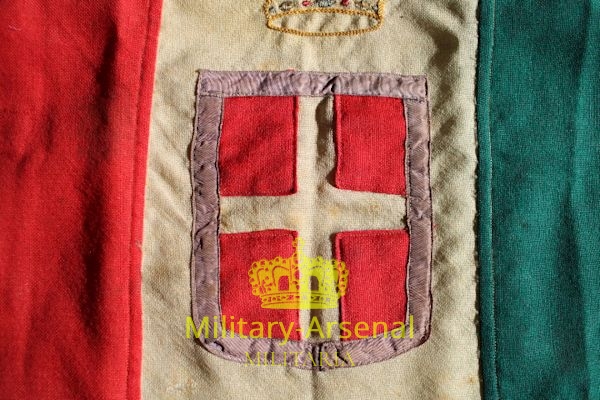 Bandiera Regio Esercito con dedica a Italo Balbo | Military Arsenal