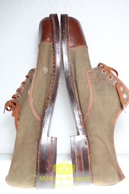 WWII 1943 scarpe da riposo Canadesi plimsolls | Military Arsenal