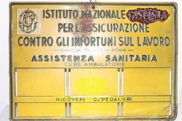 Targa litografata Fascista assistenza Sanitaria. | Military Arsenal