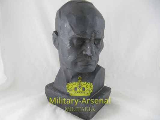 Benito Mussolini busto in AIGHELLITE futurista. | Military Arsenal