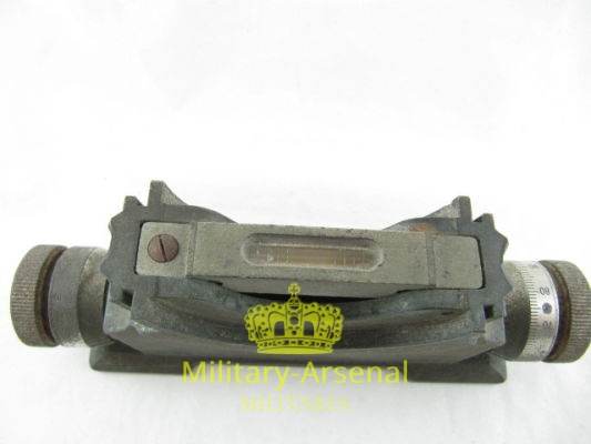 WWII Regio Esercito livella per artiglieria | Military Arsenal